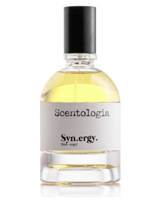 Frasco do perfume Scentologia Syn.ergy